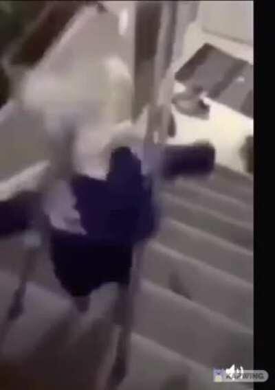 And this is why you needed hold onto those crutches for at least 6 weeks now.