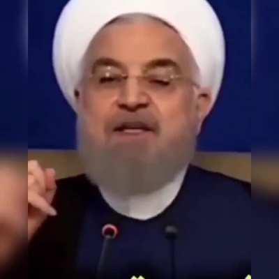 با هندزفری گوش کنید 😂😂