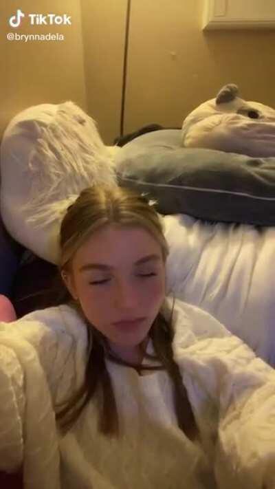 Ok brynn we see u 😳😳😳 say it louder for the chumps in the back can hear 👂