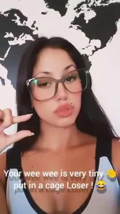 and you call dick this ladyfinger ? hahahaha