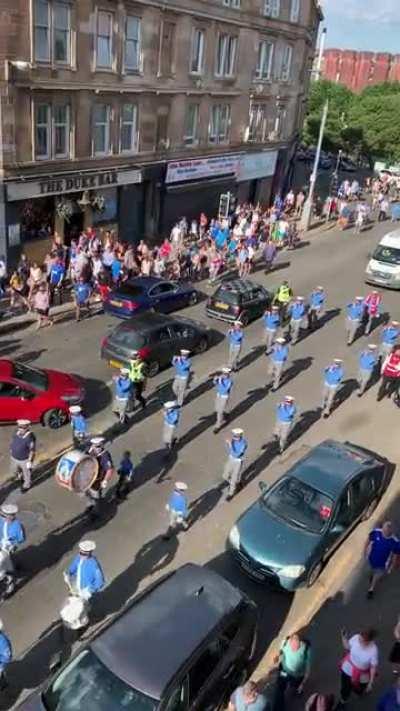 Nice to see the walks are still out … /s