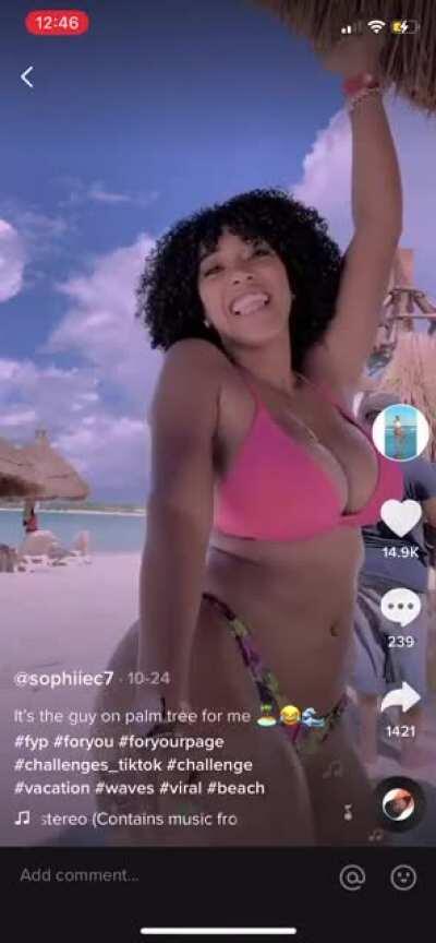 Homie in the back is ready to risk it all