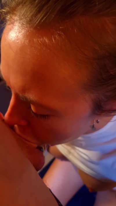 Deepthroating a white cock