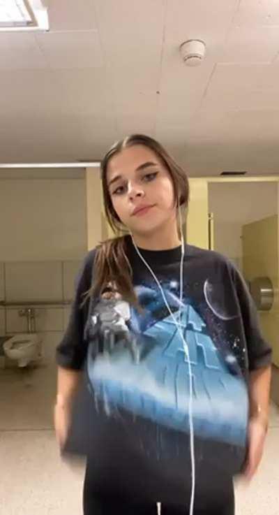 I just couldn't resist showing my body, had to go to the school toilet quickly haha... wish you were here with me