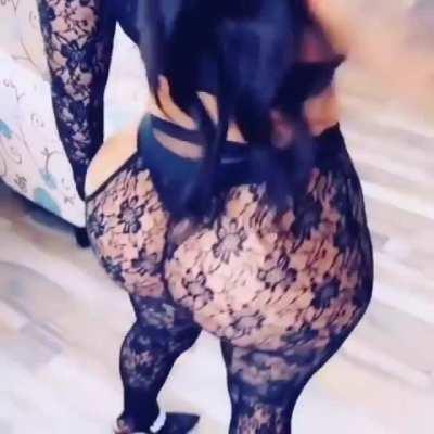 I need a fuck right inside me