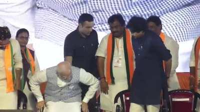 chance dorakadme alasyam, party maarchestadu