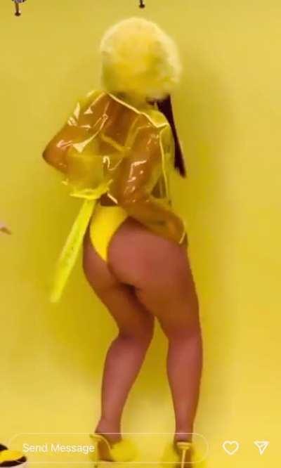 Juicy would always be better 🍒