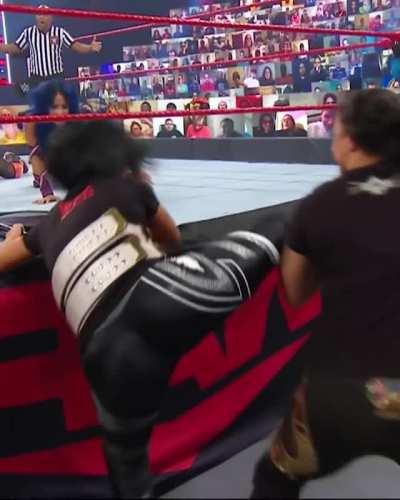 Bayley’s big fat ass bouncing