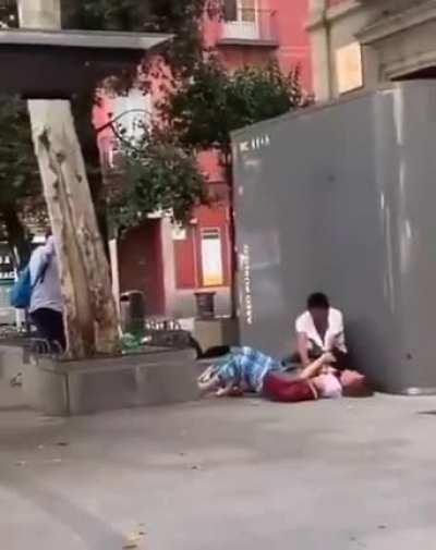 Что-то происходит тут...(Байан)