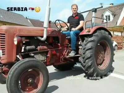 BOSSnia too stronk 😎💪