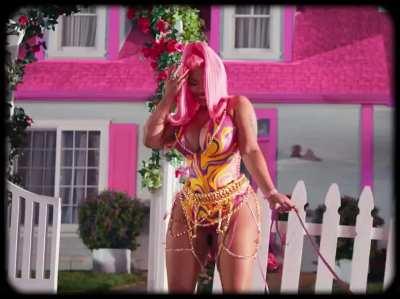 The dog-walking outfit from the SFG music video