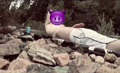 You and your bf stumble across me while hiking in Denver Colorado