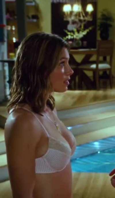 Jessica Biel in I Now Pronounce You Chuck and Larry