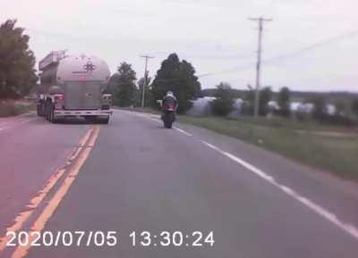 Motorcycle escapes death!