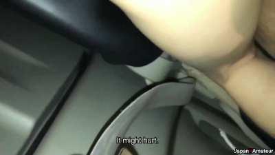 Amateur Japanese Girl Sucking Dick In A Car Before Doing Anal