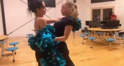 Alexa Demie & Sydney Sweeney