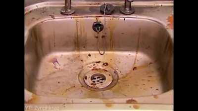 I just got Adobe Premiere Pro yesterday and I have been messin around with it. So why not make a kinda meh tf2 meme.