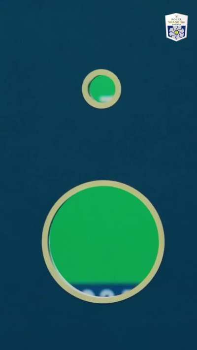 Karue Sell attempts 'through-the-target' challenge shot at Rolex Shanghai Masters