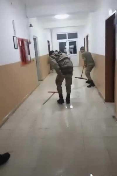 to slide without falling 