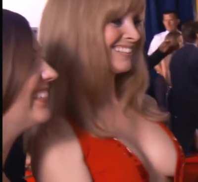 The one where Lisa Kudrow looked super fuckable