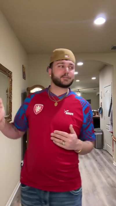 r/2latinoforyou 🤝 r/2mediterranean4u