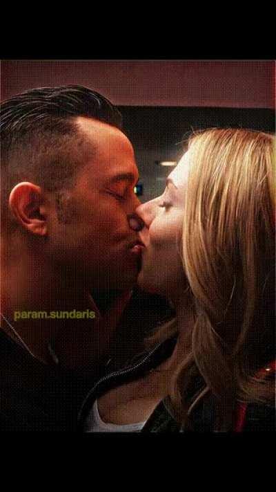 Uff scarlett johansson