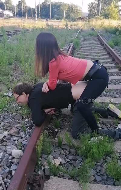 Train 🚆 station 🚉 bitch 😂🍆💦 Full video today on my Onlyfans