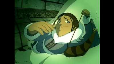 Katara shows Momo how to scratch it