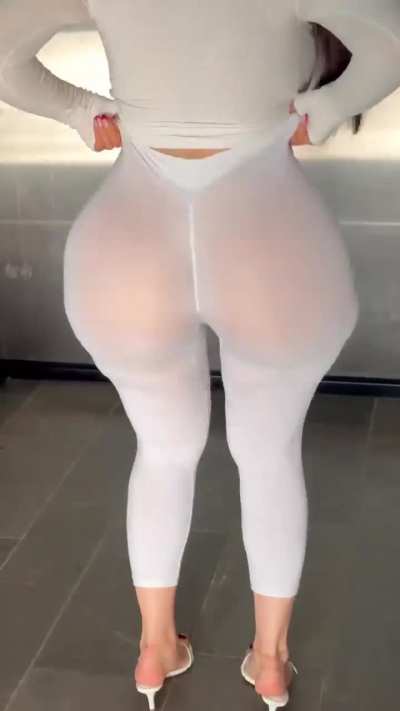 Backshots everyday….. EVERY FREAKING DAY!!!!