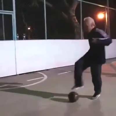 This guy got some mad skills