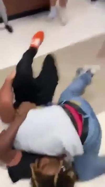 That knee was lethal😭