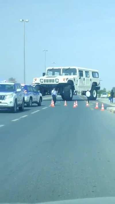 Dubai Rainbow Sheikh’s giant Hummer H1 “X3” is three times bigger than a regular Hummer H1 SUV (14 meters long, 6 meters wide, and 5.8 meters high).