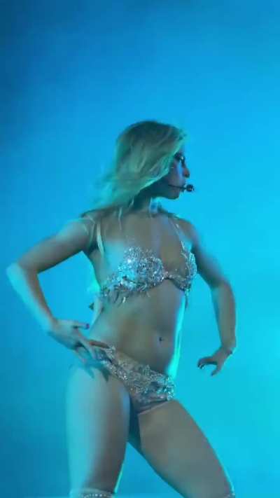 'Aquamarine' in Philadelphia for The Addison Tour - IG October 2025