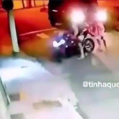 Qualidade do vídeo: 8/10 Narração: 100/10