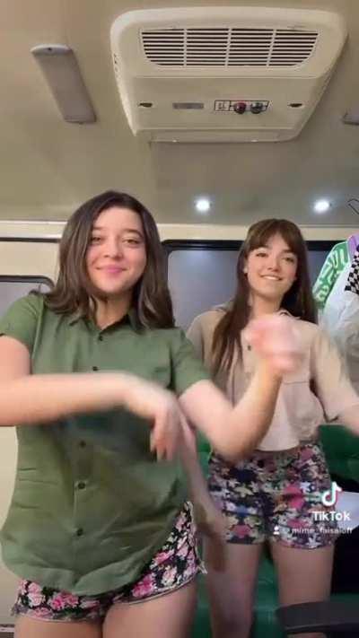 este par 🤤 Victoria Viera y Mime Faisal