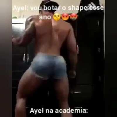 ayel o mais nerd de todos, cueca do naruto, fica o dia inteiro no PC e peida em live e vai na academia fazer zumba