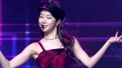 kazuha - le sserafim - aka my first bias in kpop - MCOUNTDOWN_2022.5.26 edit 'FEARLESS'