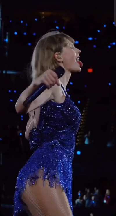 Taylor Swift, some Tongue