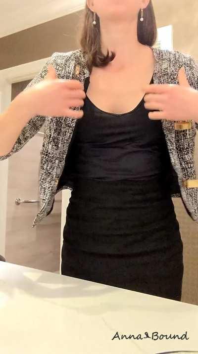 My client's wife was taking too long in the restroom, so I had to keep myself entertained... [Gif]