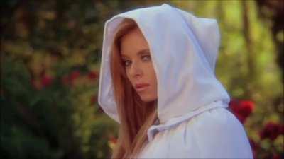 I liked Henry Cavill Geralt, but common...this next season looks way better and is far more accurate with the new actors