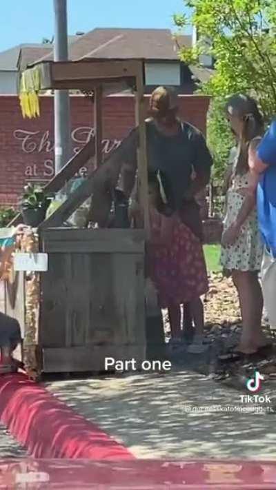 Mom is supportive of her kids’ stepmother and their family activities