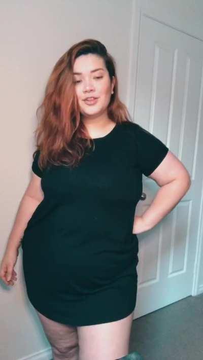 Can I be your thicc Latina? 😍