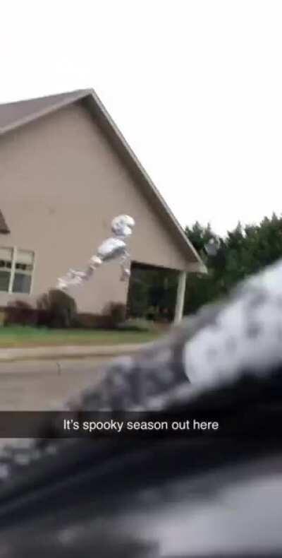 Spooky, Scary Skeleton! (credit @BCortezEA twitter)