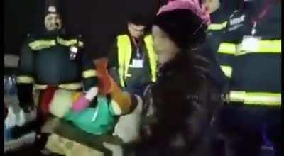 When the camp workers found out that a young girl from Ukraine is alone on her birthday in a refugee camp in Romania, they did this.