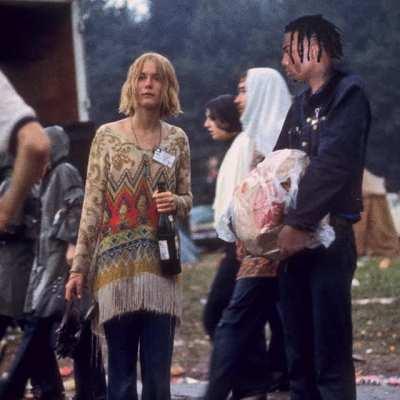 What if Magnolia dropped throughout history? [CONCEPT]