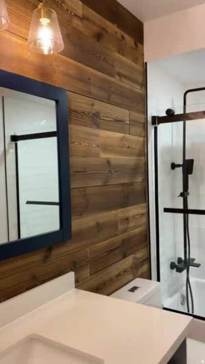 Since you guys loved my in-laws other bathroom, I thought I’d show you their guest one! I’ll post links to pictures in comments ☺️