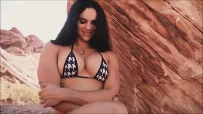 Aspen Rae-Pec Bouncing