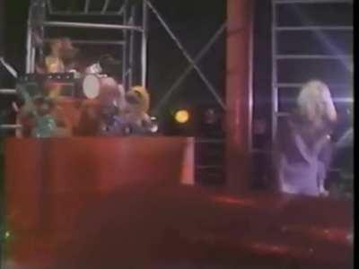 Debbie Harry, Call Me ( Muppet Show ). 1980.