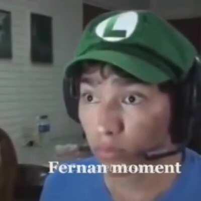 pos creo que esta decidido, hare la historia, denme una idea de como hacerla, estiy pensando en hacerla en un tema 2da guerra mundial en donde los 4 bandos se pelean. algo asi, no se que piensan?