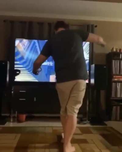 Don't give VR to an idiot.